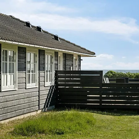 Bright Summer House With Sea View In Vejlbyfed *