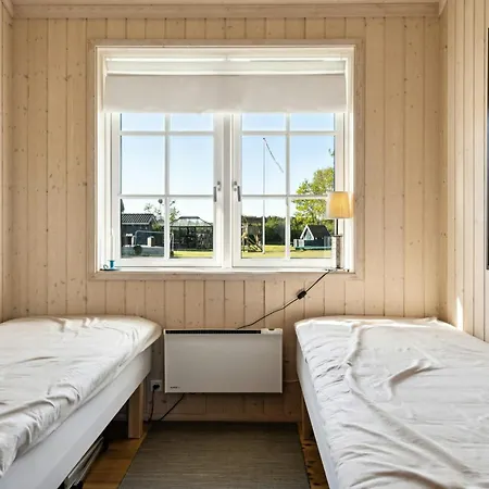 Bright Summer House With Sea View In Vejlbyfed